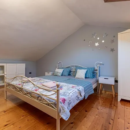Casa Antico Hébergement de vacances Premantura